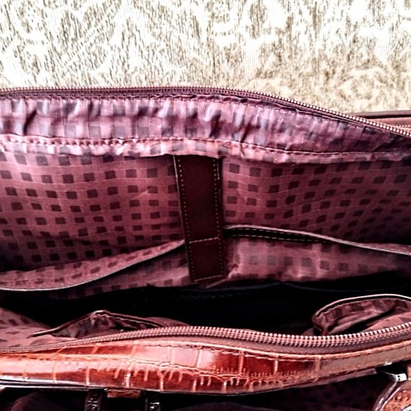 Marc Chantal M.C. Laptop Tote/Briefcase (Faux Leather?) 2-tone Brown Croc Print - Picture 11 of 16
